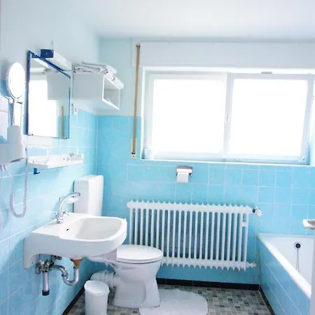 Kunstler-wohnung Homestay