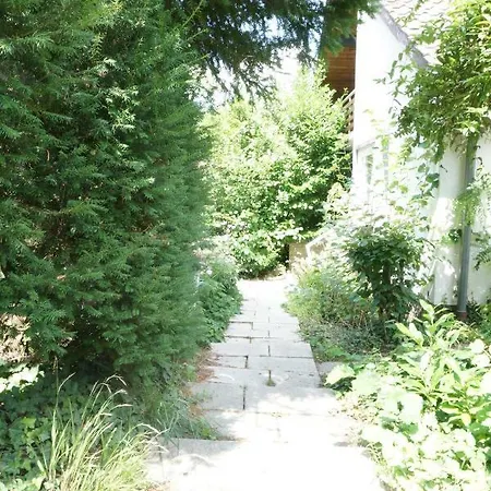 Homestay Kunstler-wohnung Karlsruhe